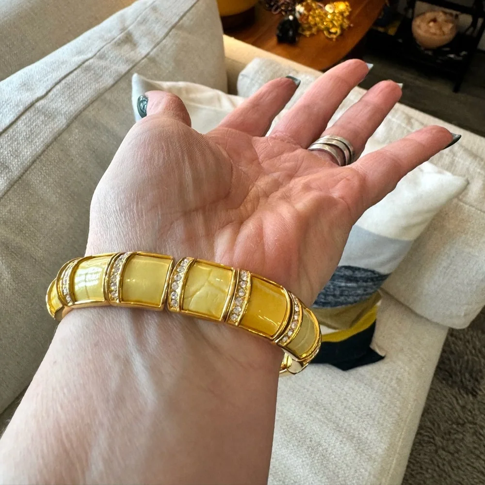 Joan Rivers Yellow Enameled Stretch Bracelet - Picture 7 of 8